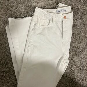Zara Women's White Straight Leg Jeans